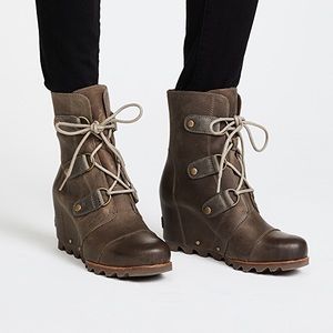Sorel Joan of Arctic wedge boots